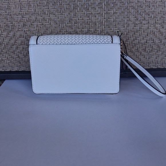 Victoria's Secret White Wristlet Clutch - Picture 2 of 9